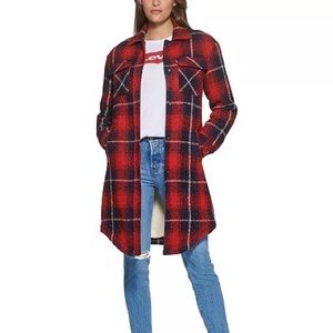 🎉HP🎉 Levi’s Faux Shearling Lined Plaid Shirt Jacket Size Large red & Navy Blue